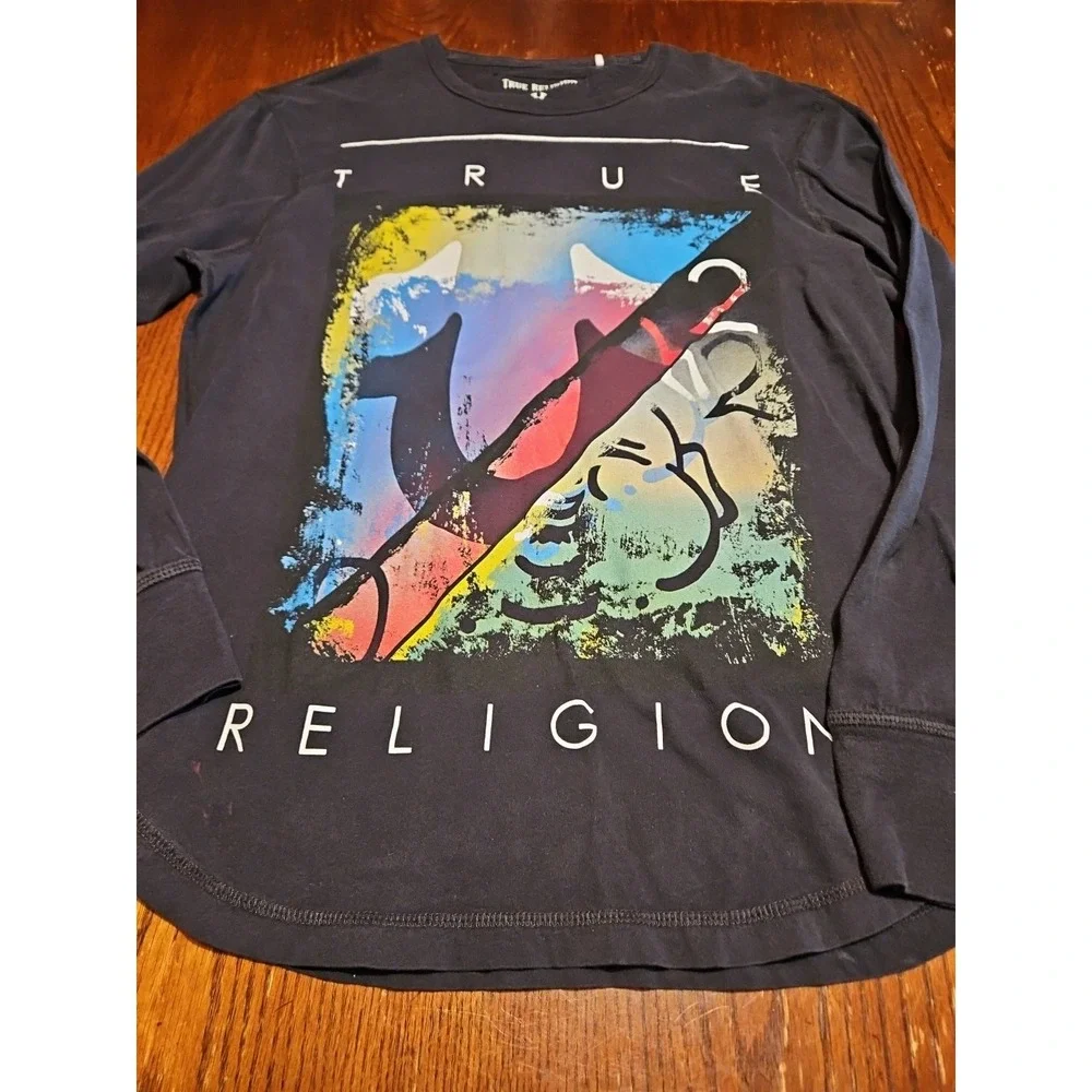 True Religion Black Long sleeve T Shirt W Graphics On Front (Stain & Hole (A752)